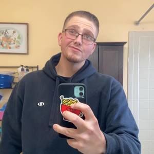 Meet your Posher, Ian